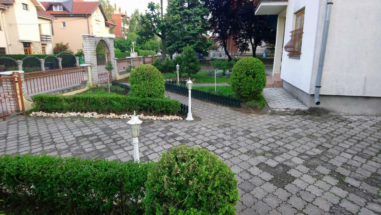 Apartmani Boss Vrnjačka Banja Exterior foto